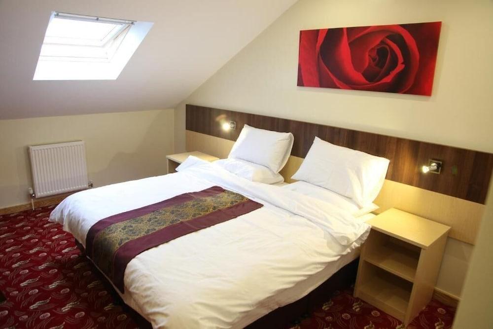 Cambridge Hotel Хаддерсфилд Экстерьер фото